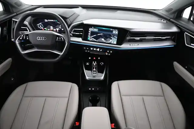 Harmaa Maastoauto, Audi Q4 e-tron – VAR-12939