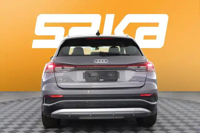 Harmaa Maastoauto, Audi Q4 e-tron – VAR-12939
