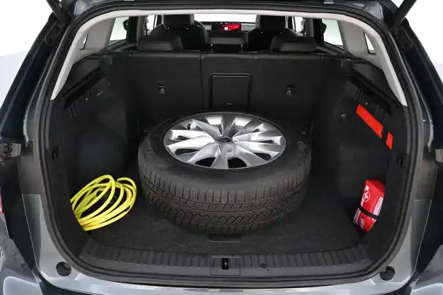 Harmaa Maastoauto, Skoda Enyaq – VAR-12993