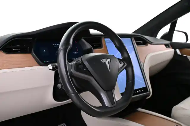 Musta Maastoauto, Tesla Model X – VAR-13056