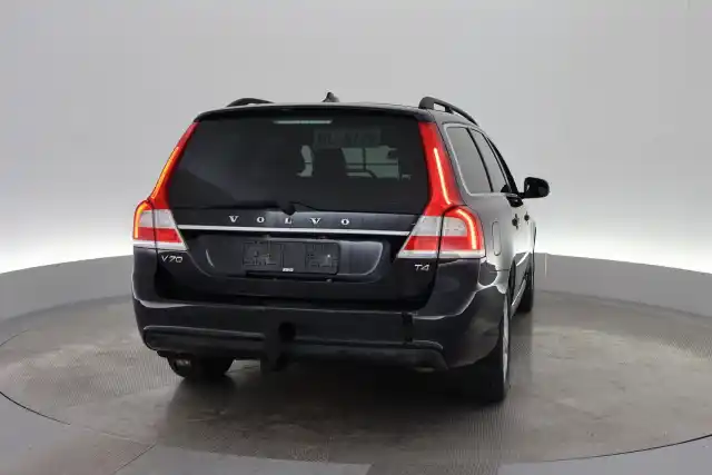 Musta Farmari, Volvo V70 – VAR-13086