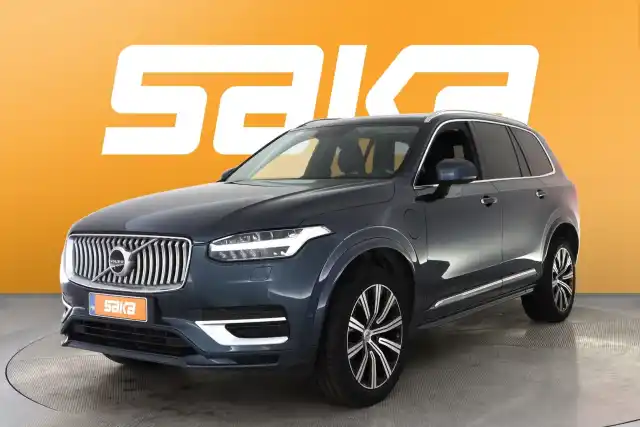 Sininen Maastoauto, Volvo XC90 – VAR-13103