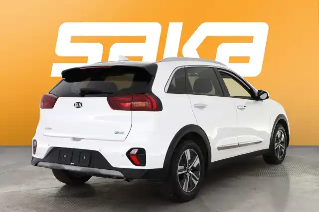 Valkoinen Maastoauto, Kia NIRO – VAR-13124