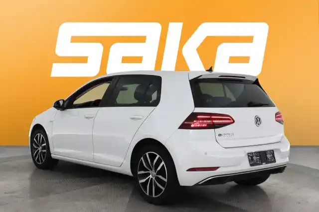 Valkoinen Viistoperä, Volkswagen Golf – VAR-13175