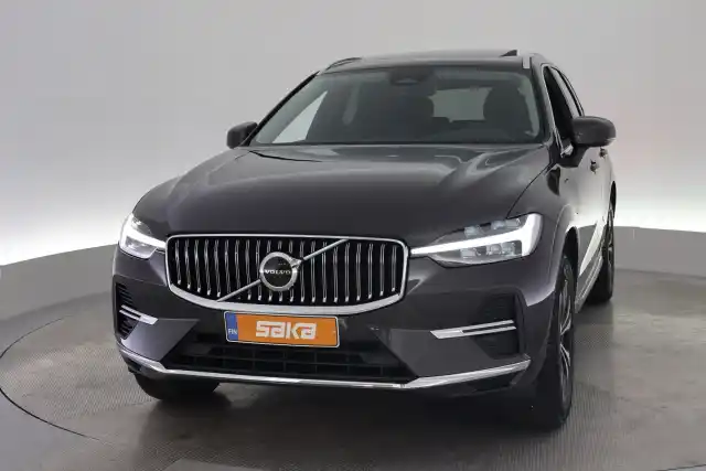 Harmaa Maastoauto, Volvo XC60 – VAR-13219