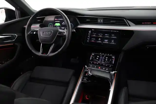 Musta Coupe, Audi e-tron – VAR-13300