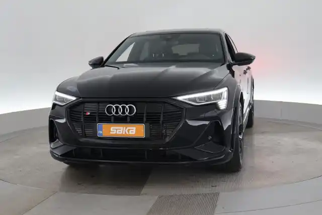 Musta Coupe, Audi e-tron – VAR-13300