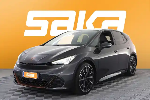 Harmaa Viistoperä, CUPRA Born – VAR-13301