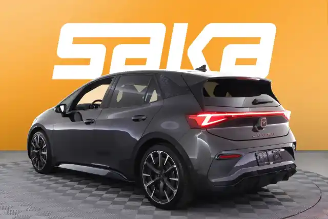 Harmaa Viistoperä, CUPRA Born – VAR-13301