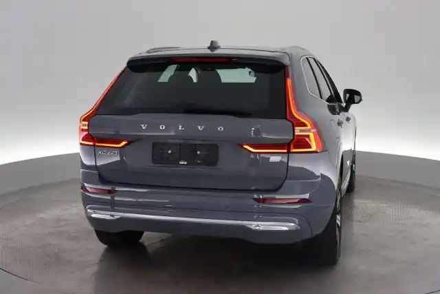 Harmaa Maastoauto, Volvo XC60 – VAR-13460