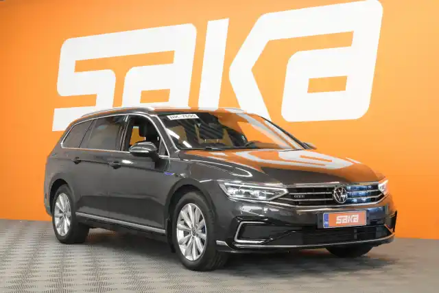 Harmaa Farmari, Volkswagen Passat – VAR-135113