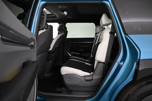Sininen Maastoauto, Kia EV9 – VAR-13572