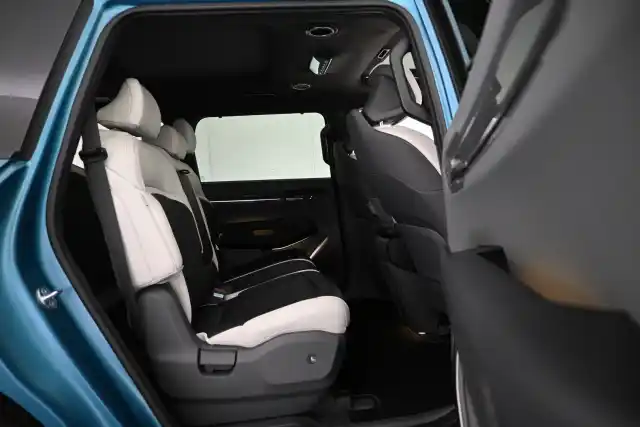 Sininen Maastoauto, Kia EV9 – VAR-13572
