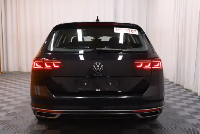 Musta Farmari, Volkswagen Passat – VAR-13588