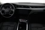 sininen Maastoauto, Audi e-tron – VAR-13608, kuva 16