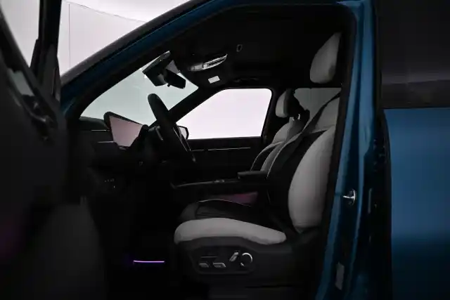 Sininen Maastoauto, Kia EV9 – VAR-13633