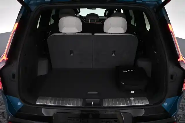 Sininen Maastoauto, Kia EV9 – VAR-13633