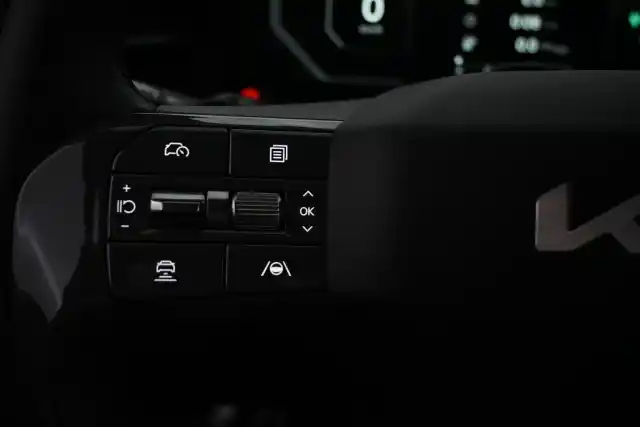 Sininen Maastoauto, Kia EV9 – VAR-13636
