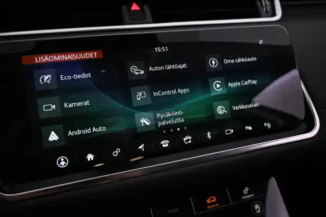 Punainen Maastoauto, Land Rover Range Rover Evoque – VAR-13763