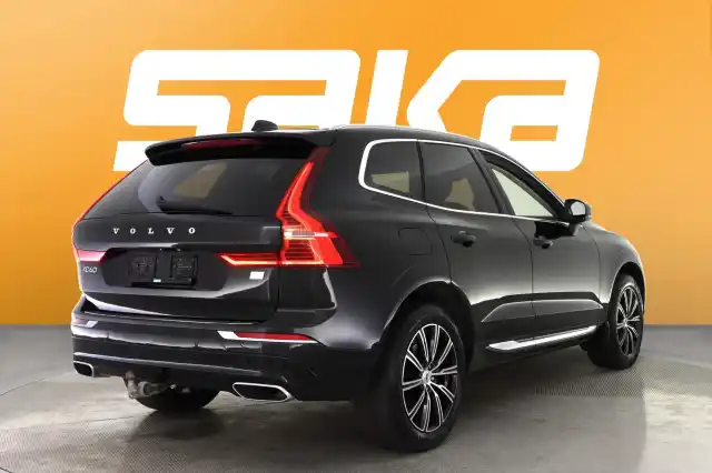 Musta Maastoauto, Volvo XC60 – VAR-13896