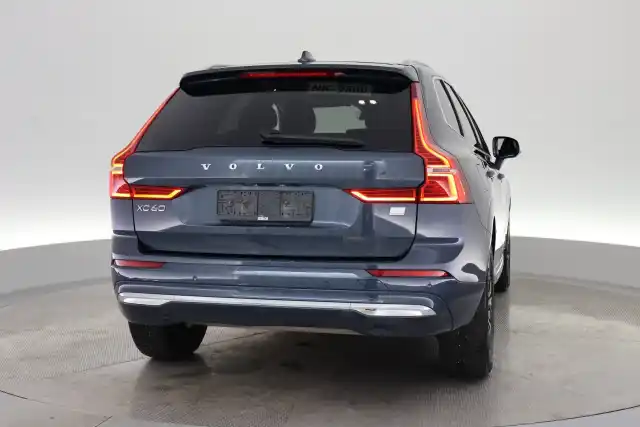 Sininen Maastoauto, Volvo XC60 – VAR-14207