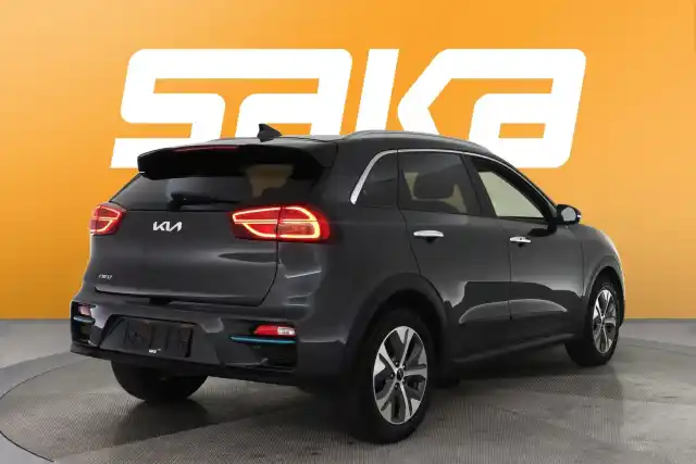 Musta Viistoperä, Kia NIRO – VAR-14249