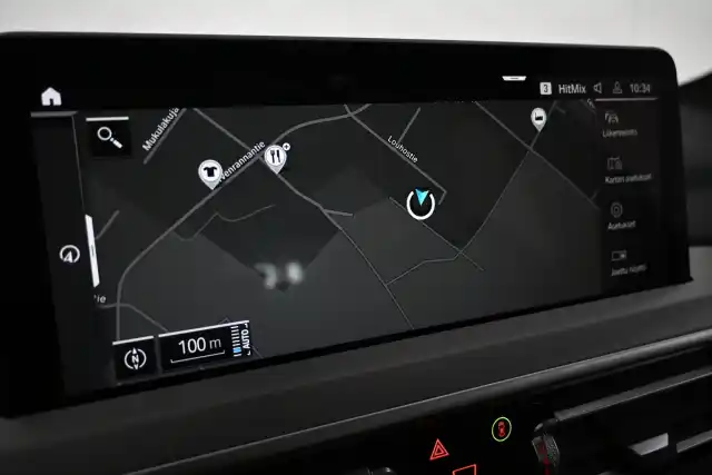 Punainen Maastoauto, BMW iX3 – VAR-14320