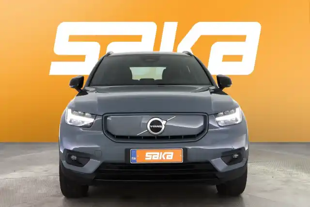 Harmaa Maastoauto, Volvo XC40 – VAR-14591