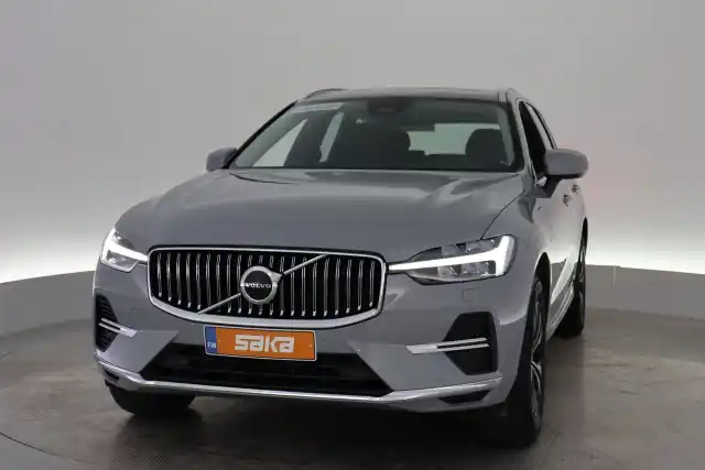 Harmaa Maastoauto, Volvo XC60 – VAR-14645