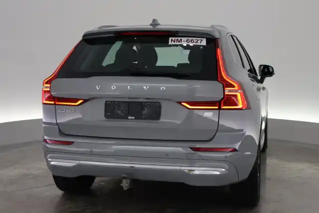 Harmaa Maastoauto, Volvo XC60 – VAR-14645