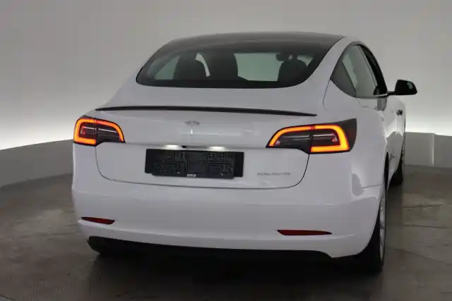 Valkoinen Viistoperä, Tesla Model 3 – VAR-14711