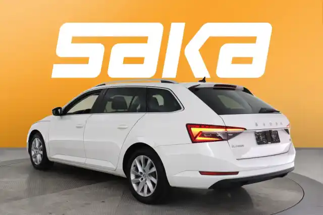 Valkoinen Farmari, Skoda Superb – VAR-14743