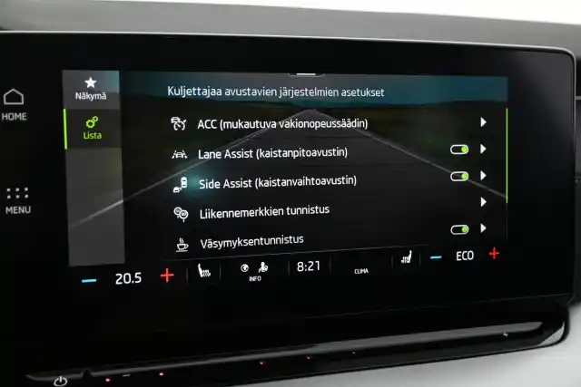 Valkoinen Farmari, Skoda Octavia – VAR-14798