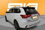 Valkoinen Maastoauto, Mitsubishi Outlander PHEV – VAR-14807, kuva 2