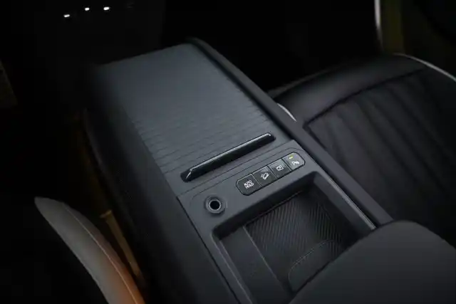 Harmaa Maastoauto, Kia EV9 – VAR-14841