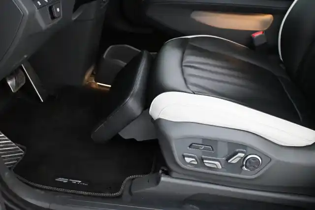 Harmaa Maastoauto, Kia EV9 – VAR-14841