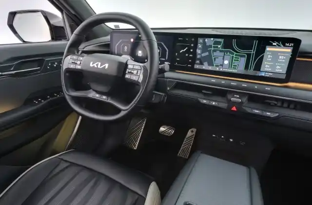Harmaa Maastoauto, Kia EV9 – VAR-14841