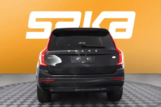 Musta Maastoauto, Volvo XC90 – VAR-15051
