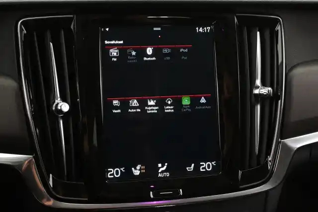 Valkoinen Farmari, Volvo V90 Cross Country – VAR-15099