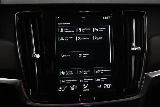 Valkoinen Farmari, Volvo V90 Cross Country – VAR-15099