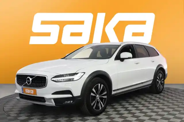Valkoinen Farmari, Volvo V90 Cross Country – VAR-15099