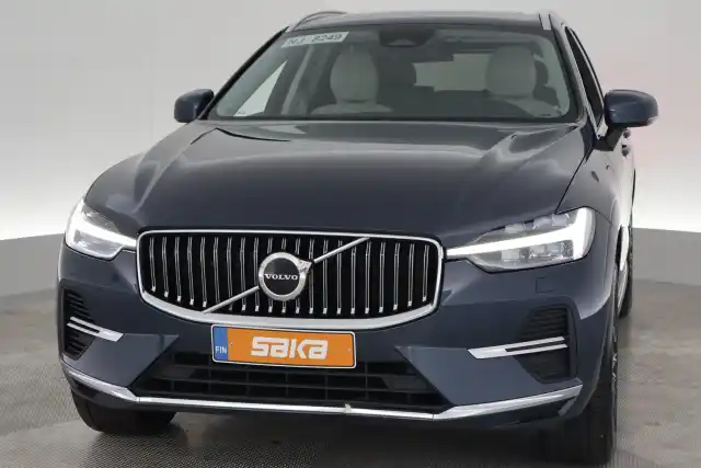 Sininen Maastoauto, Volvo XC60 – VAR-15134