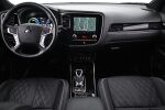Punainen Maastoauto, Mitsubishi Outlander PHEV – VAR-15172, kuva 16