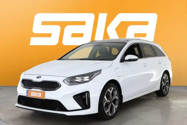 Valkoinen Farmari, Kia Ceed – VAR-15326