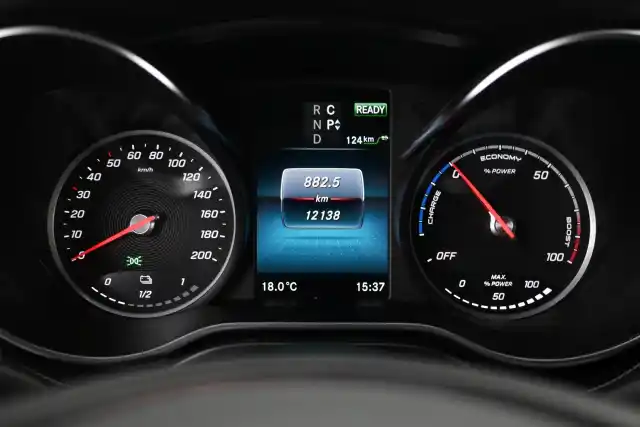 Musta Tila-auto, Mercedes-Benz EQV – VAR-15358