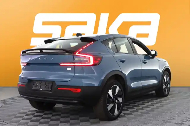 Sininen Maastoauto, Volvo C40 – VAR-15413