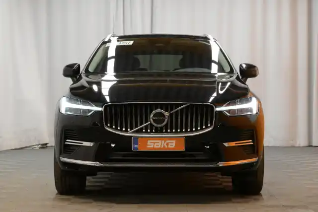 Musta Maastoauto, Volvo XC60 – VAR-15445