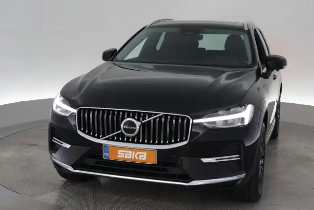 Musta Maastoauto, Volvo XC60 – VAR-15445