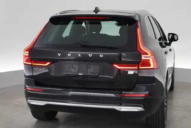 Musta Maastoauto, Volvo XC60 – VAR-15445