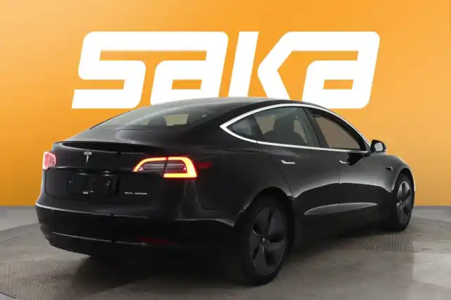 Musta Sedan, Tesla Model 3 – VAR-15522